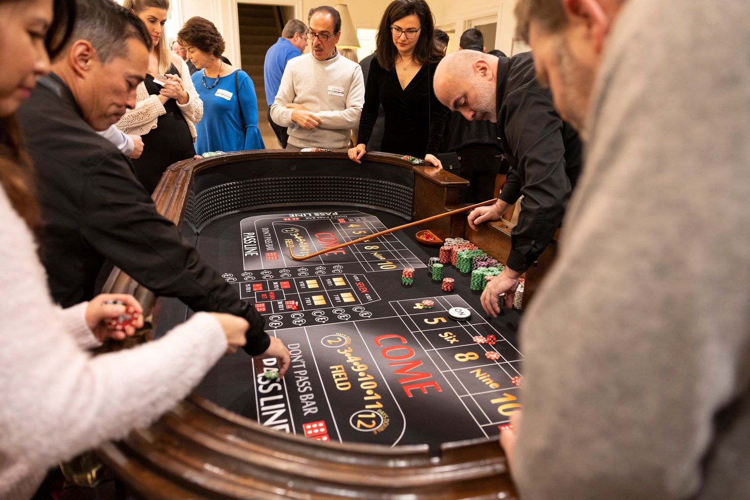 Cómo evaluar una reseña sobre casinos online y comprobar sus datos — Considerar la regulación y la legalidad