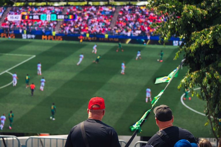 Online entertainment and greek football: planning leisure time around the match calendar